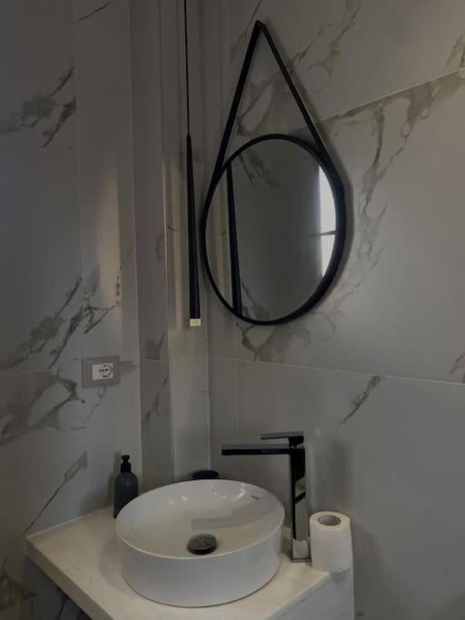 Tirana Elegant Apartment Ngoại thất bức ảnh